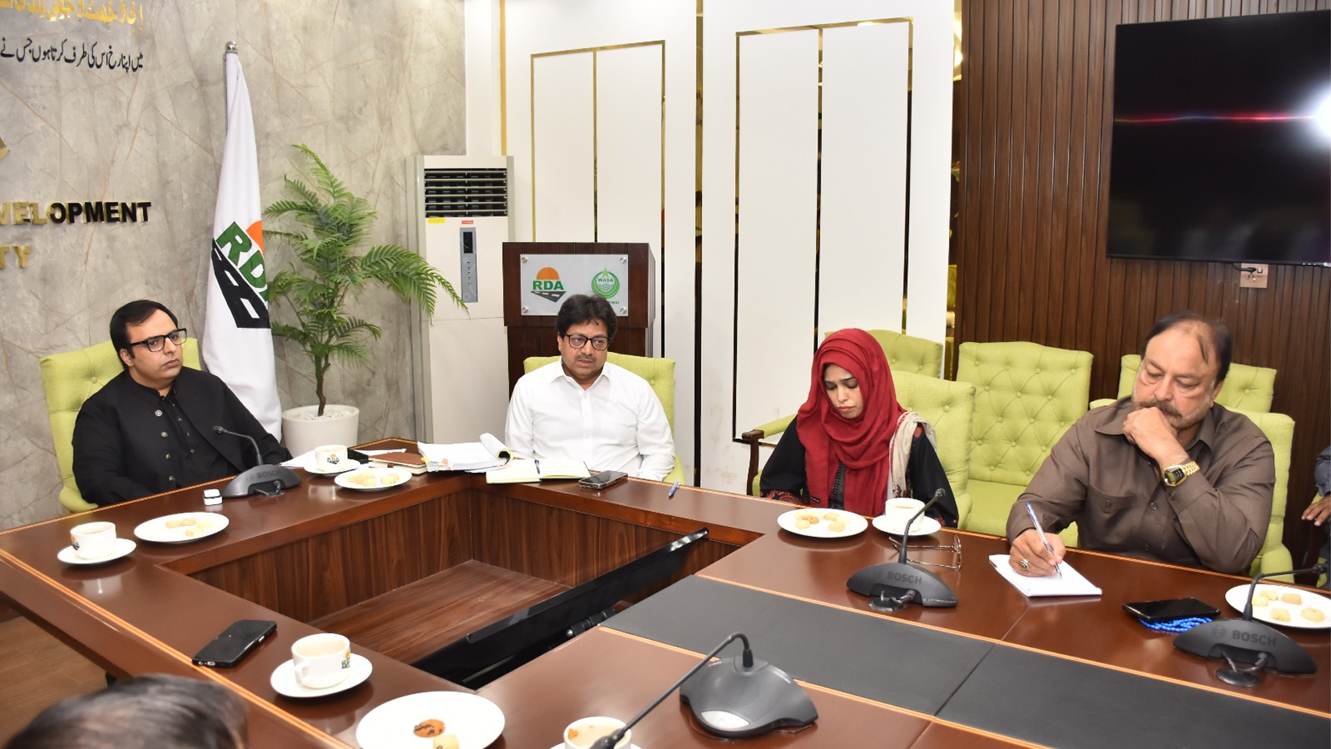 Meeting in RDA to resolve issues in Gulrez Housing Scheme