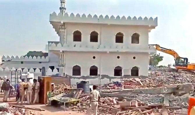 Islamabad mosque demolished