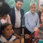 راولپنڈی، ایچ پی وی ویکسینیشن مہم جاری، والدین کے انکار پر 8 ہزار سے زائد بچیاں ویکسین سے محروم