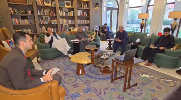 Meeting chaired by Mohsin Naqvi and Muhammad Aurangzeb, decision taken on major crackdown against money laundering and hundi